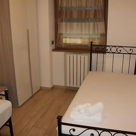 Tadi Laro Luxury Deluxe Comer Apartamento Colico