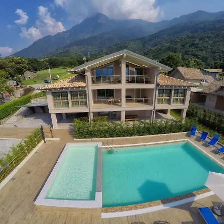 Tadi Laro Luxury Deluxe Comer Apartment